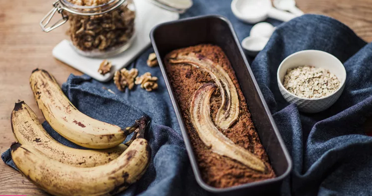 Συνταγή για ανάποδο κέικ με μπανάνα από το Στέλιο Παρλιάρο
