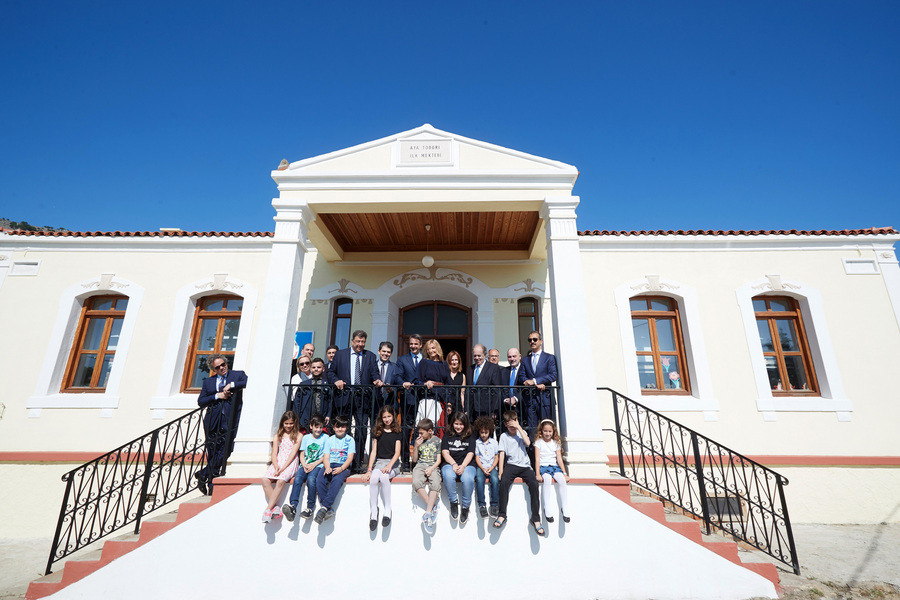 Τα σχολείο στην Ίμβρο- κίνητρο για την επιστροφή νέων ζευγαριών στο νησί