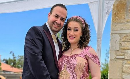 Ιλάειρα Ζήση: Διακόσμησε το δωμάτιο του μαιευτηρίου και έβαλε stand με γλυκά για τη γέννηση της κόρης της