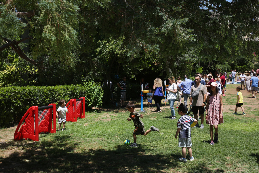 O Εθνικός Κήπος μετατρέπεται σε έναν διαδραστικό χώρο εκπαίδευσης και ψυχαγωγίας για τα παιδιά