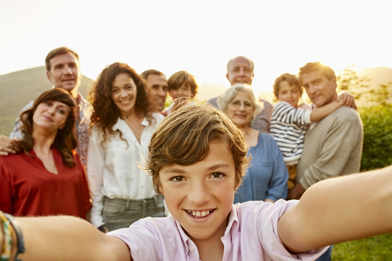 Τα οχτώ στάδια ανάπτυξης κατά Έρικσον: Από τη βρεφική ηλικία έως την ενήλικη ζωή