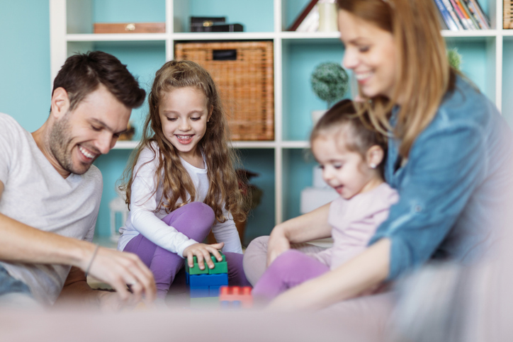 6 tips για να παίζουμε καλύτερα με τα παιδιά μας