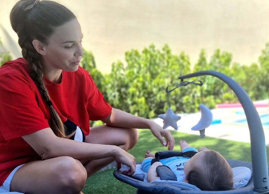 Κατερίνα Στικούδη: «Προτιμώ το παιδί μου να έχει λιγότερα λεφτά αύριο-μεθαύριο αλλά να έχει εμένα»