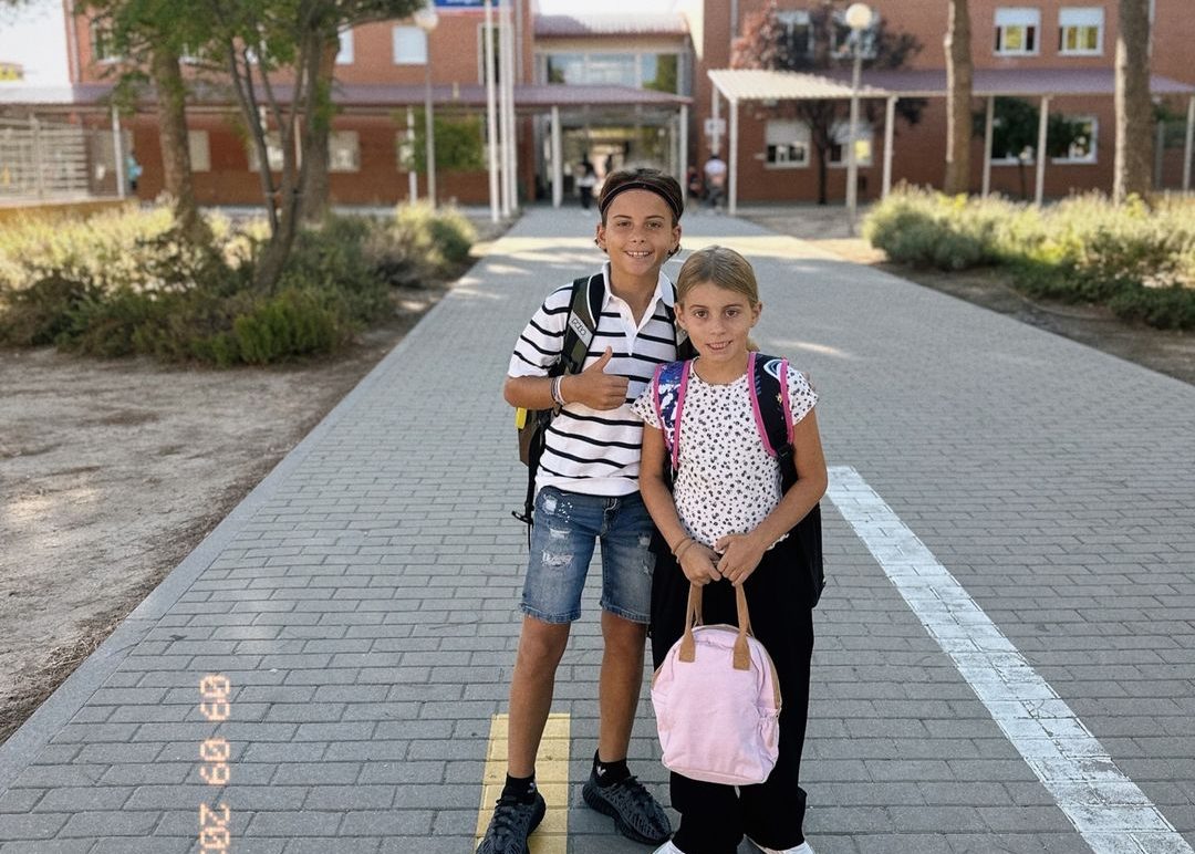 Μανώλης Χανταμπάκης: Ο γιος του Στέλιου Χανταμπάκη και της Όλγας Πηλιάκη γιόρτασε τα γενέθλιά του στην Ισπανία