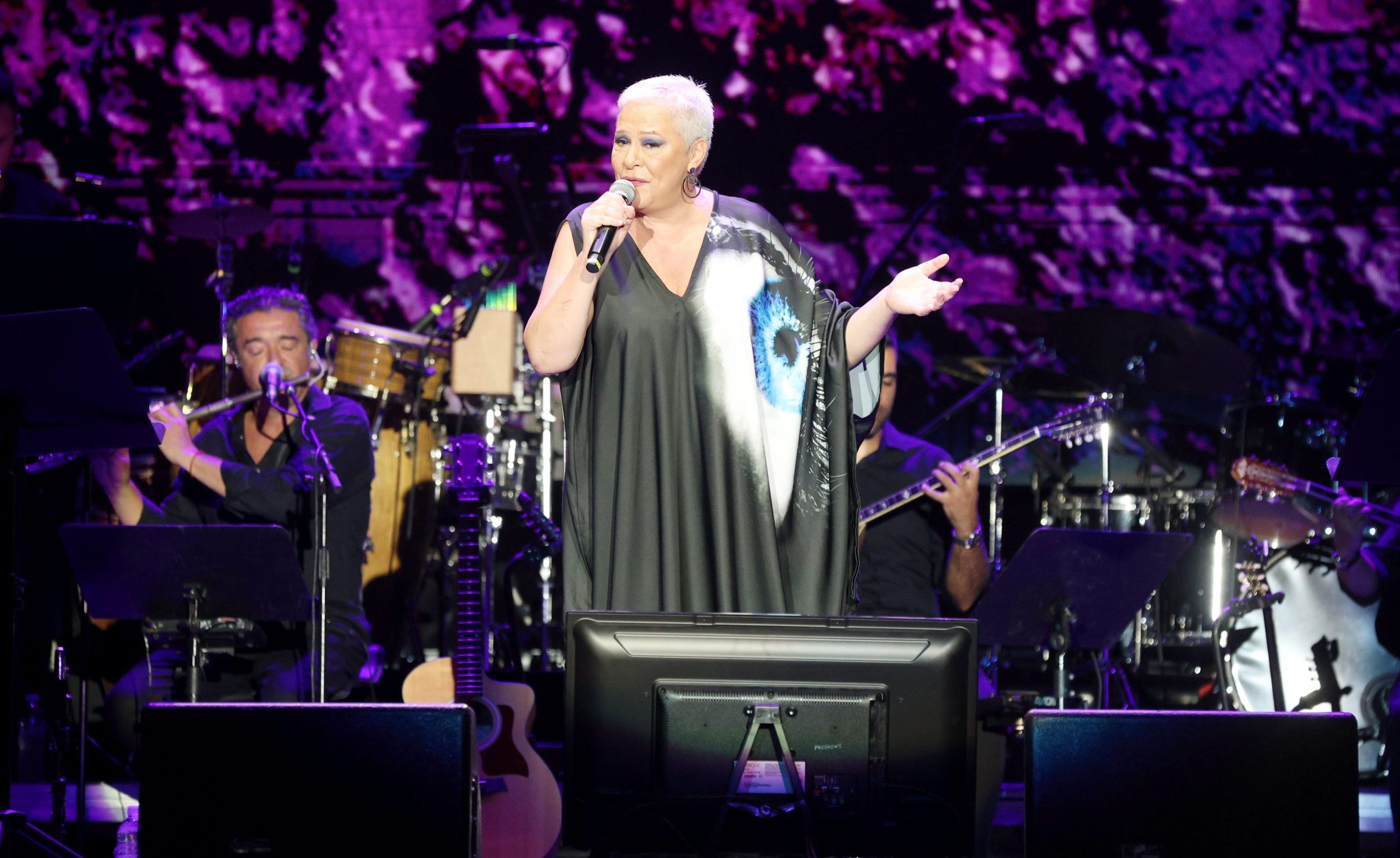 Ο μικρός Λαρισαίος που έγινε "viral" τραγουδώντας την "Ανδρομέδα" του Θανάση Παπακωνσταντίνου