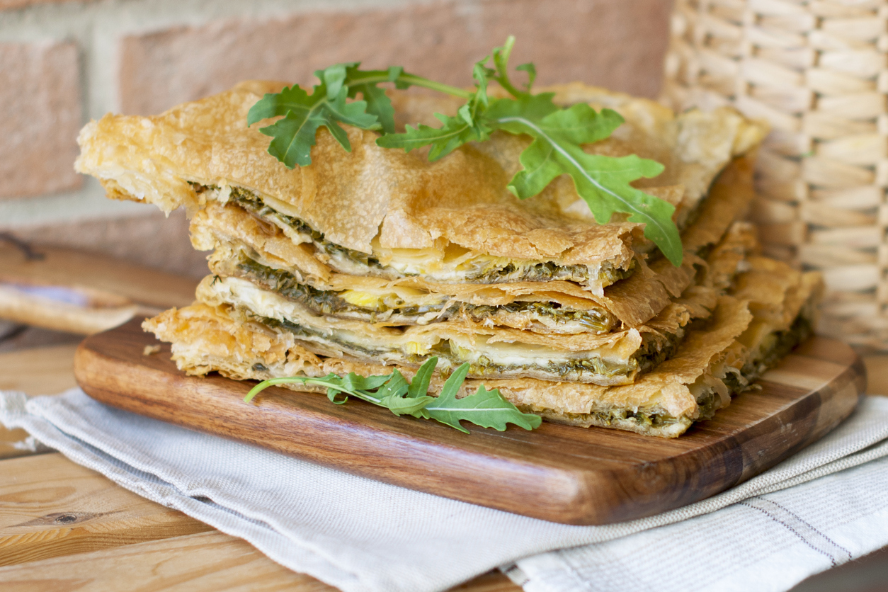 Η πιο εύκολη σπανακόπιτα χωρίς φύλλο - Με ζύμη από γιαούρτι