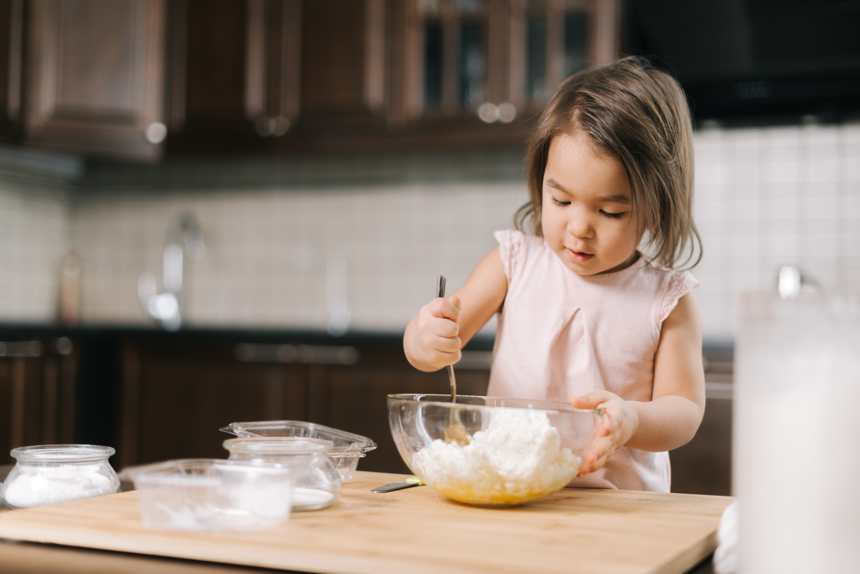 Δεν θέλεις να βάλεις κρέμα γάλακτος; Οι καλύτερες εναλλακτικές για ελαφρύτερες επιλογές