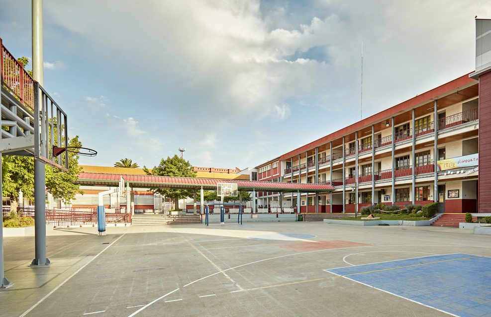 Προπονητής που κατηγορείται για βιασμό, δίδασκε σε δημοτικό μέχρι και την Παρασκευή!