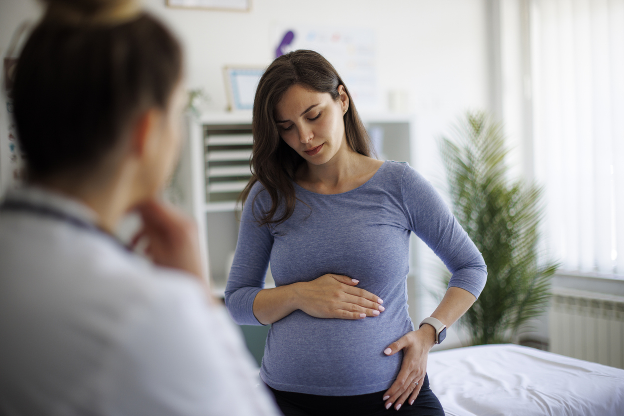 Νέα ερεύνα: Ποιες εγκυμοσύνες μπορεί να είναι πιο επικίνδυνες για τις γυναίκες και τα μωρά;