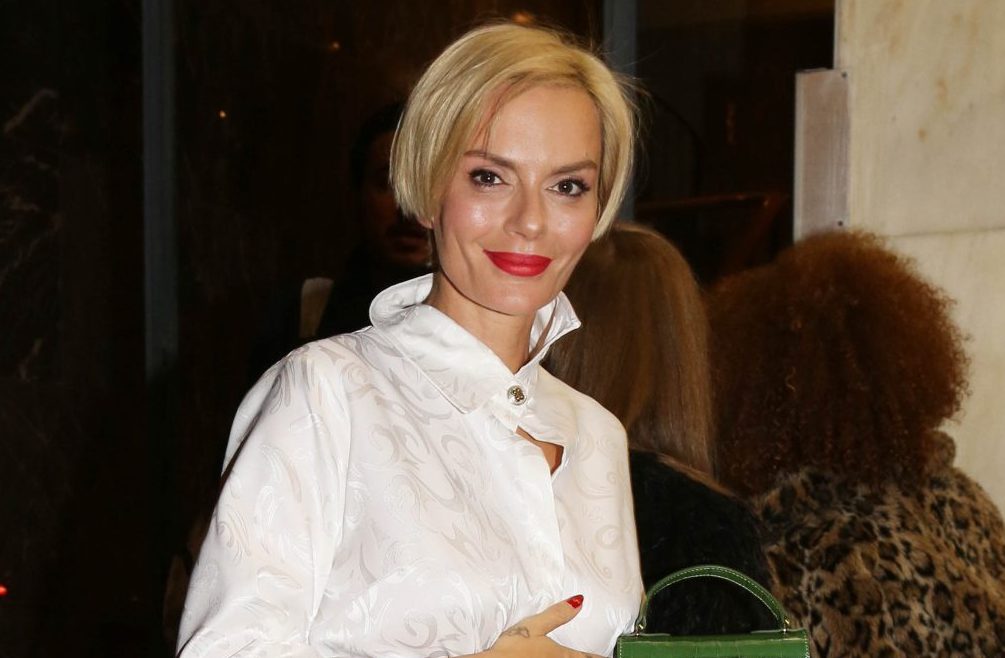 "Στεναχωρήθηκα, το έβαλα στα πόδια από την απογοήτευση": H Έλενα Χριστοπούλου μιλά για τις δυσκολίες που περνάει μια γυναίκα που θέλει να υιοθετήσει ένα παιδάκι