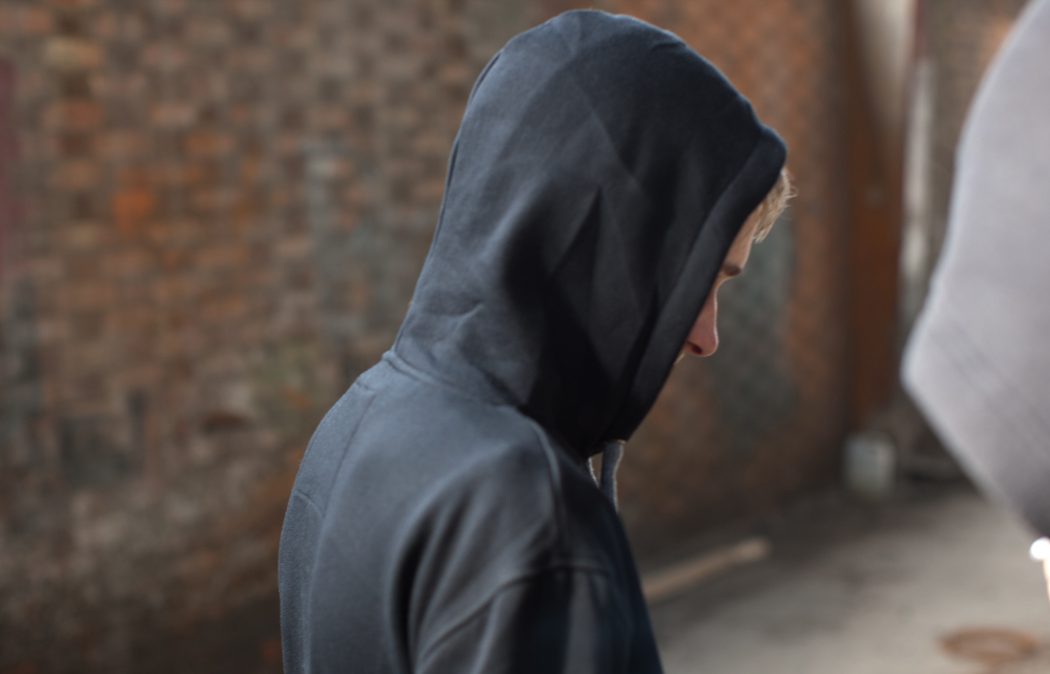 "Έσπασαν τα δόντια μαθητή": Με μήνυση κατά των γονέων του ανήλικου απάντησαν οι γονείς του θύματος μετά τον άγριο ξυλοδαρμό