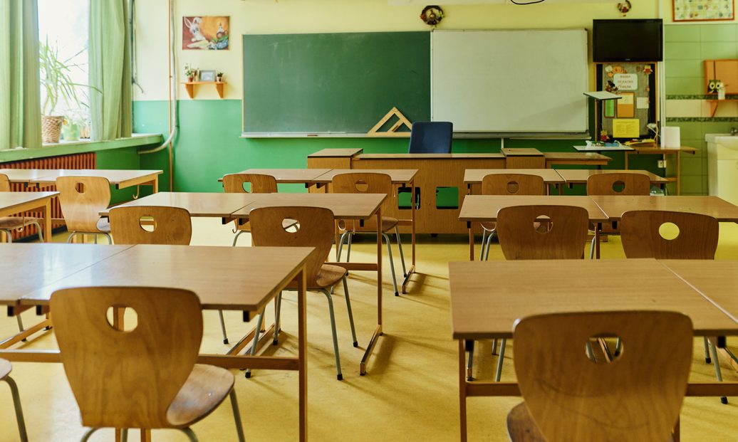 Πανελλαδική απεργία των δασκάλων στις 23 Οκτωβρίου: Για τους μισθούς εξαθλίωσης και τις συμπτύξεις τμημάτων