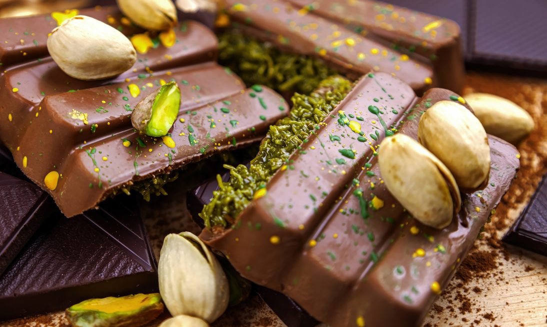 Υγιεινή σοκολάτα Dubai: Φτιάχνουμε τη viral σοκολάτα για τα παιδιά στην πιο ελαφριά εκδοχή της