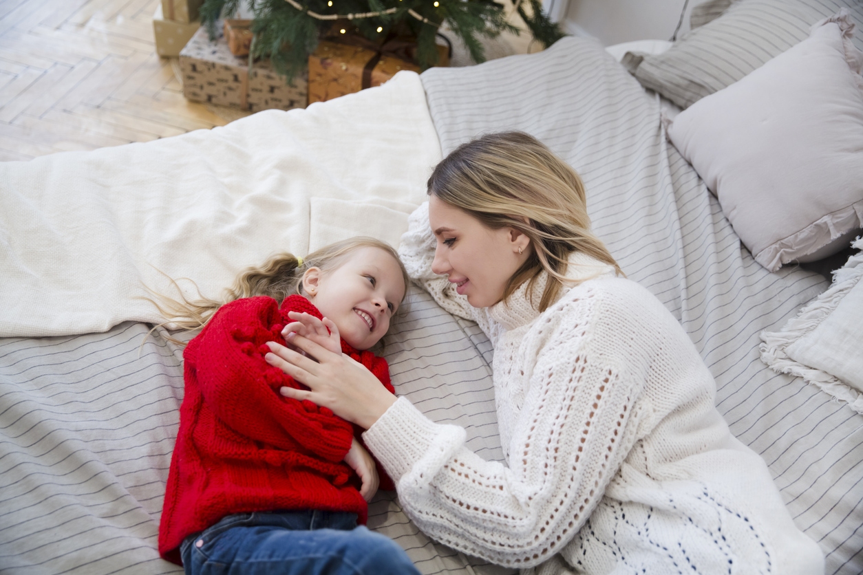 5 ερωτήσεις που μπορούμε να κάνουμε στα παιδιά μας για να γίνουμε καλύτεροι γονείς