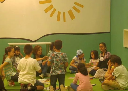 Βιωματικό εργαστήρι "Play Café": Η σημασία του ελεύθερου παιχνιδιού στην παιδική ηλικία