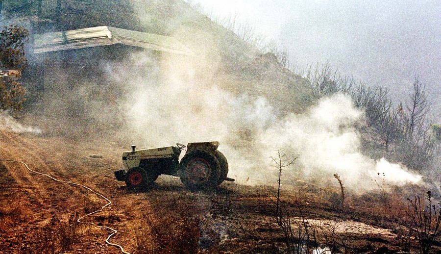 "Μια μάνα γονατιστή και στην αγκαλιά της τρία μικρά παιδιά, ήταν όλοι πεθαμένοι": Ο Πάνος Σόμπολος μιλά για την πιο δύσκολη υπόθεση με την οποία έχει ασχοληθεί