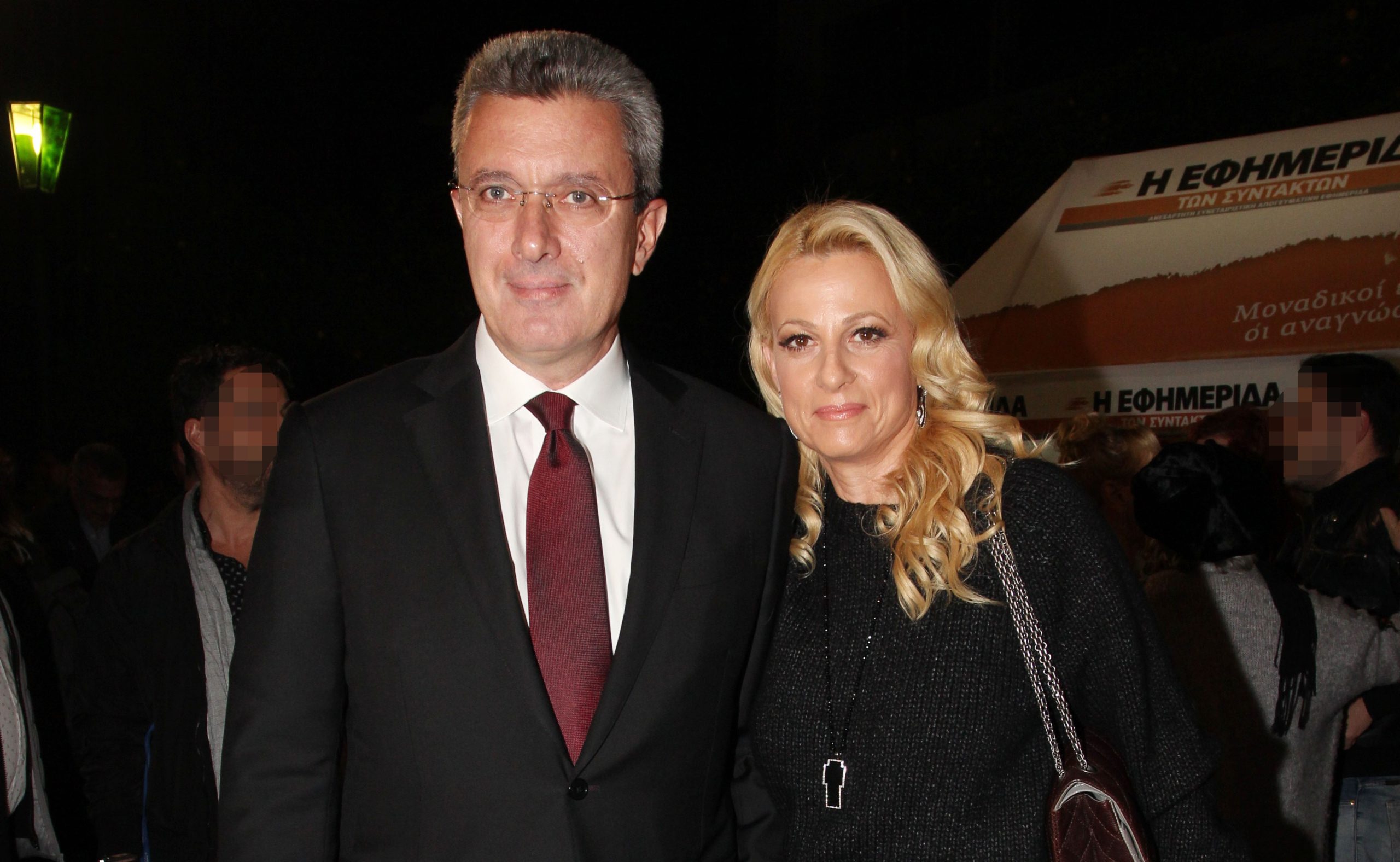 Κωνσταντίνος και Εύα Χατζηνικολάου: Με τον μπαμπά τους, Νίκο Χατζηνικολάου, στο γήπεδο