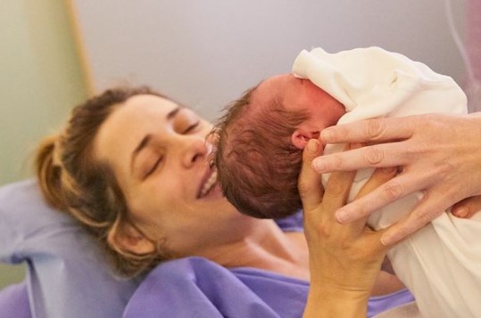 Βασιλική Τρουφάκου: "Ο τοκετός μου κράτησε 30 ώρες - Ένιωθα ότι πέθαινα"