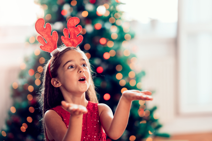 Η υπέροχη Χριστουγεννιάτικη έκπληξη που έκαναν γονείς στις 2 κόρες τους - Η ιδέα που θα δοκιμάσουμε κι εμείς