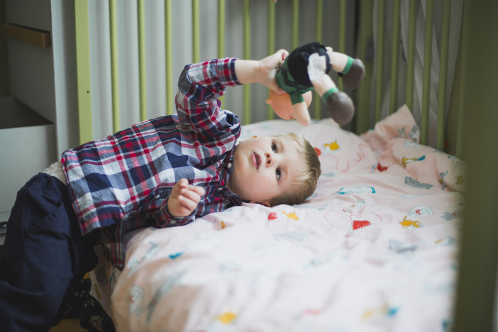 Το δυνατό βίντεο που μαθαίνει πολλά στους γονείς: "Μην αφήνετε τα αγόρια να παίζουν με κούκλες γιατί..."