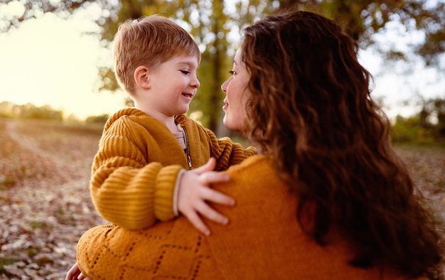 Πόσο μας καθορίζει η παιδική μας ηλικία; Μπορούμε να αλλάξουμε στην ενήλικη ζωή;