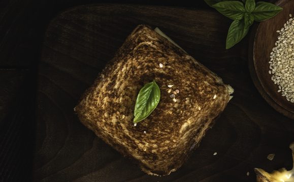 Η πιο εύκολη κιμαδόπιτα στην τοστιέρα