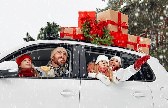 Χριστουγεννιάτικες διακοπές- 5 tips που θα μας σώσουν όταν ταξιδεύουμε με τα παιδιά