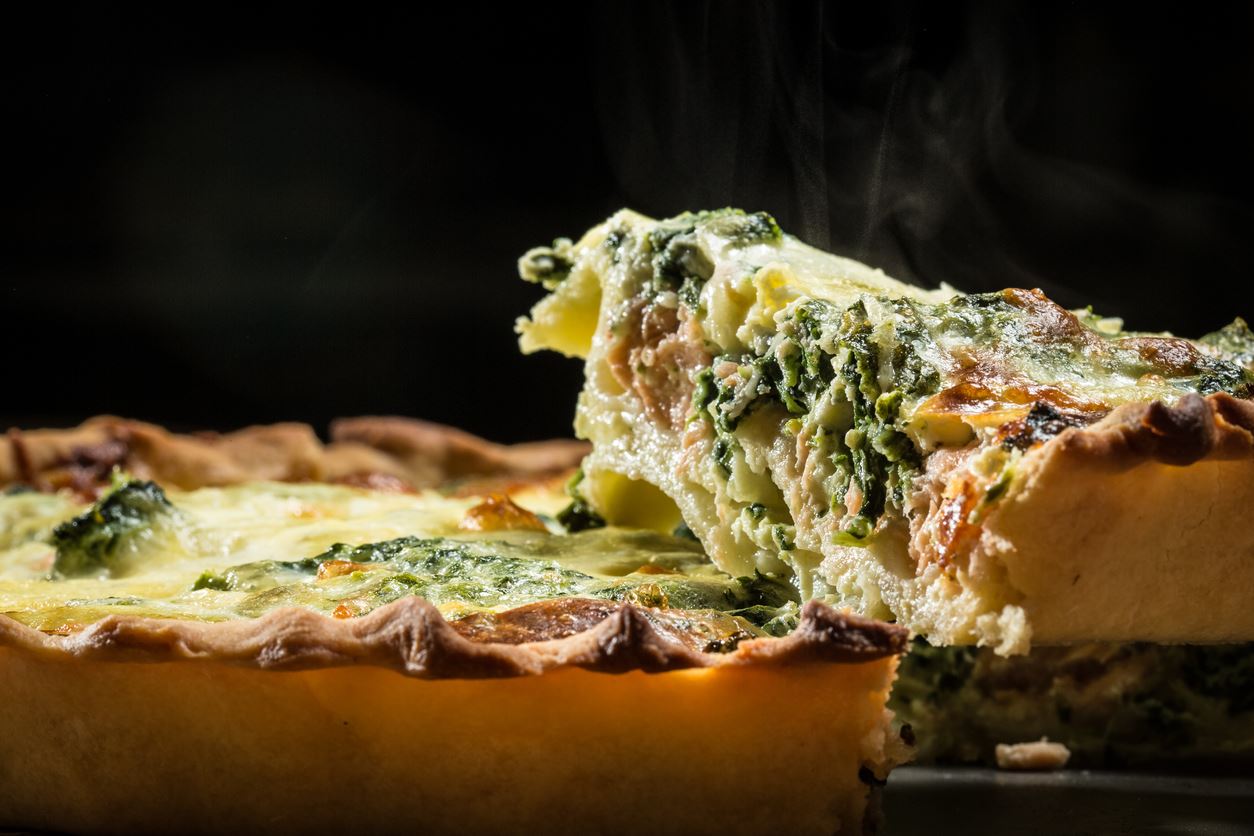 Αλμυρό cheesecake με σπανάκι και παρμεζάνα
