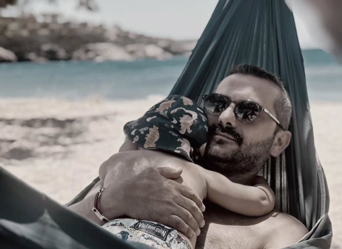 O μικρός Κίμων Κουτσόπουλος μόλις έκλεψε την παράσταση στα παρασκήνια του MasterChef