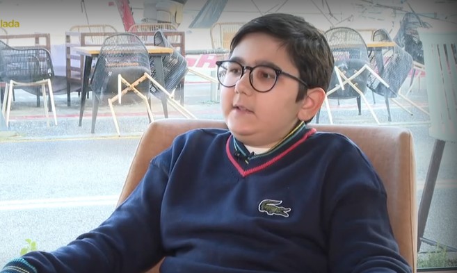 Γιώργος Σταματάκης: Ένας χαρισματικός μαθητής από την Κω με διακρίσεις- Πώς η δασκάλα του τον βοήθησε να ξεχωρίσει