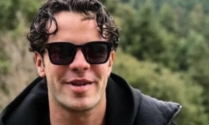 Ο Άγγελος Λάτσιος σε σπάνια ανάρτηση με την αδερφή του Λάουρα