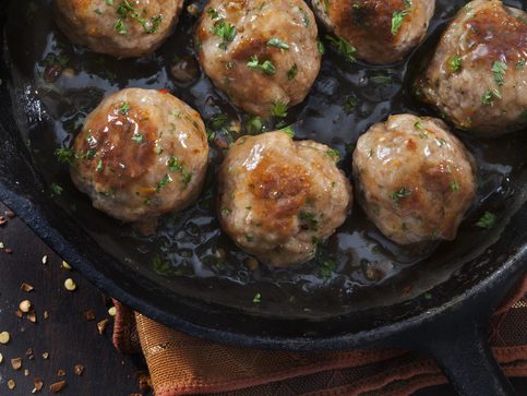 Κεφτεδάκια της γιαγιάς- Η συνταγή και τα tips για να πετύχουν!