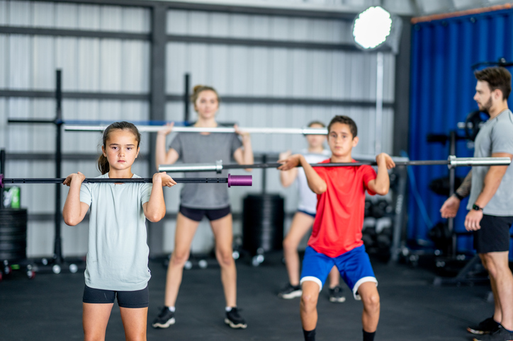 Πιστεύεις ακόμα ότι υπάρχουν αθλήματα που αφήνουν κοντά τα παιδιά;