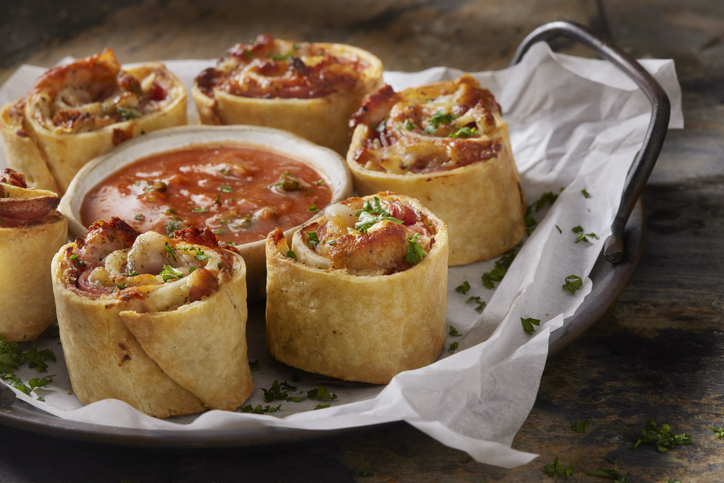 Σπιτική πίτσα με τορτίγια- Εύκολη και πεντανόστιμη