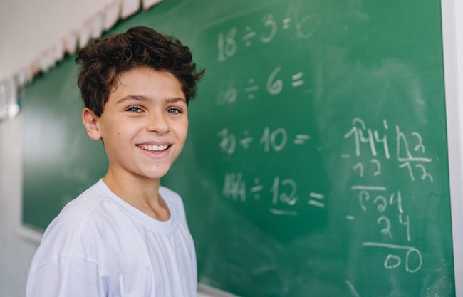 Τι είναι το Skills4Life, το νέο δωρεάν εργαλείο που υπόσχεται να βελτιώσει τις επιδόσεις των μαθητών στην Ελλάδα στα μαθηματικά