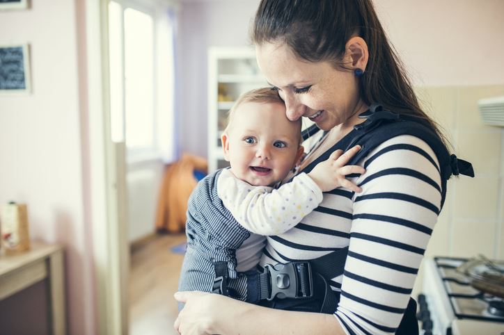 5 κανόνες για να ξέρεις ότι είναι ασφαλές και άνετα το μωράκι σου στον μάρσιπο