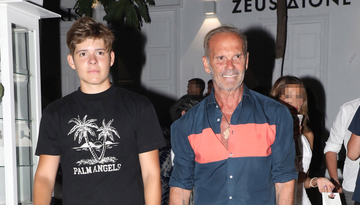 Πέτρος Κωστόπουλος: "Ο Μάξιμος μένει με τη μαμά του και τρεις μέρες με μένα - Είναι 17 και υποφέρω"