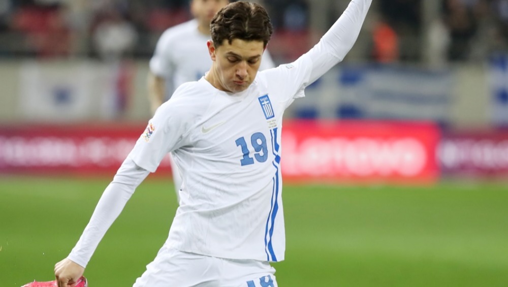 "Είμαι πολύ περήφανη - διαλέγει την Ελλάδα": Η μητέρα του Κωνσταντίνου Καρέτσα μιλάει για τον γιο της που θαύμασαν όλοι οι Έλληνες