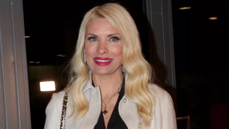 Ελένη Μενεγάκη: Σε θεατρική έξοδο με τη Λάουρα Λάτσιου