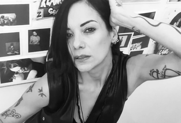 "Για μένα ήταν δύσκολο, το πήρα ως αποτυχία, το πένθησα" - Η Κατερίνα Τσάβαλου εξηγεί πώς μίλησε στην κόρη της για το διαζύγιο