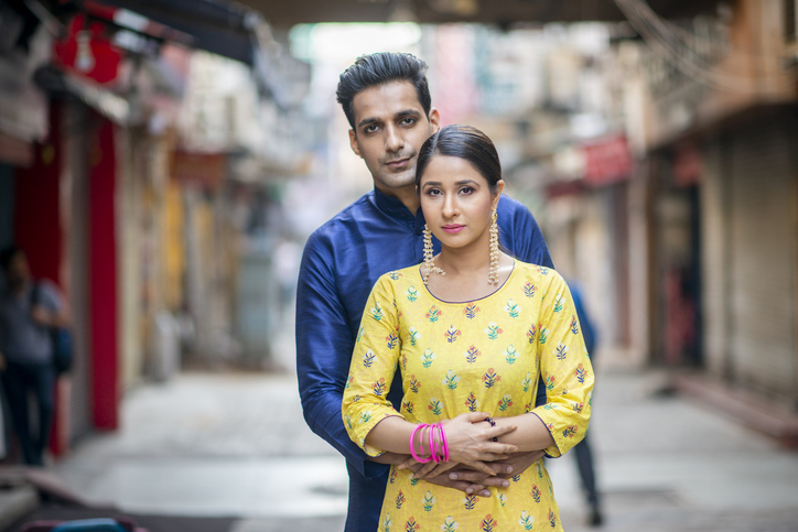 Στην Ινδία έπρεπε να γίνει δικαστήριο για να επιτραπεί σε παντρεμένη γυναίκα να βλέπει ερωτικές ταινίες