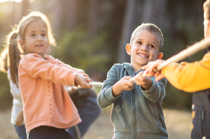 5 φράσεις που πρέπει να μάθουμε στα παιδιά για να προστατεύουν τον εαυτό τους