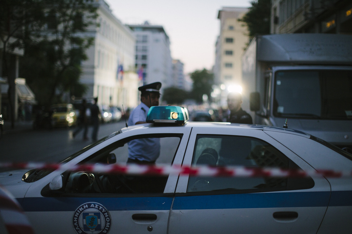 Μητέρα 22χρονης στο Περιστέρι για το τροχαίο: "Χίλια συγγνώμη στην οικογένεια - Θα της σταθούμε"