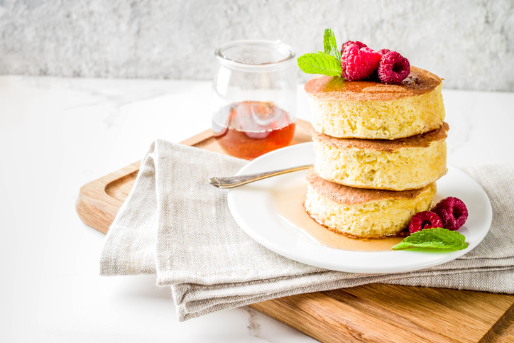 Ιαπωνικά soufflé pancakes – Αφράτα, ελαφριά και πανεύκολα!