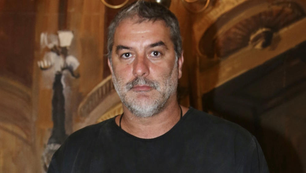 Βασίλης Μπισμπίκης: Η σπάνια φωτογραφία με τον γιο του