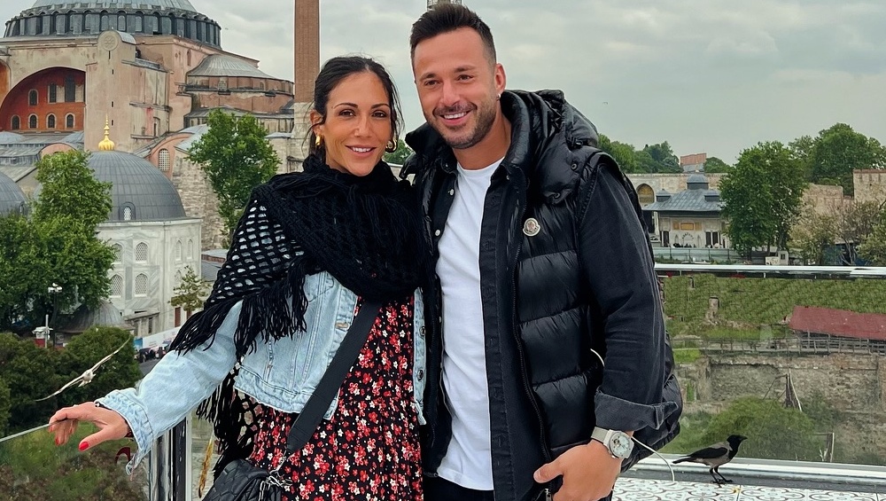 Ανθή Βούλγαρη: Ο άντρας της μας δείχνει το μωρό τους για πρώτη φορά