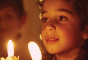 «Μία λαμπάδα … ένα Χαμόγελο»: Στηρίζουμε «Το Χαμόγελο του Παιδιού» και βοηθάμε στην κάλυψη των αναγκών χιλιάδων παιδιών