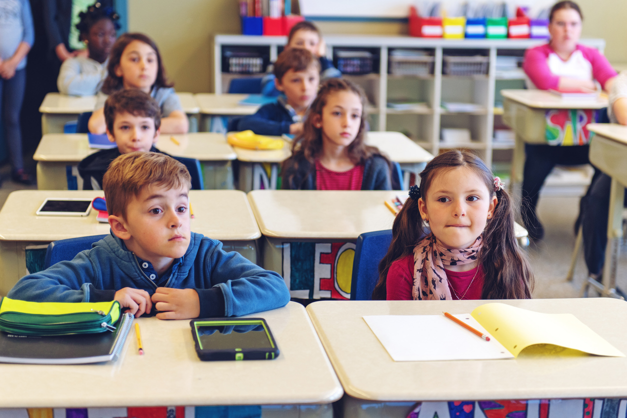 Γερμανία: Γιατί ετοιμάζονται να βάλουν μαθήματα «προετοιμασίας πολέμου» στα σχολεία;
