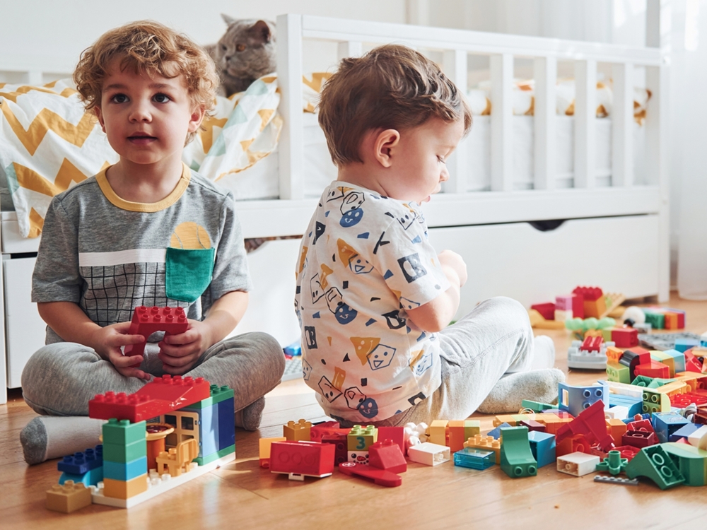 Πώς μαθαίνουμε στο παιδί να "παίζει όμορφα" με τους άλλους;
