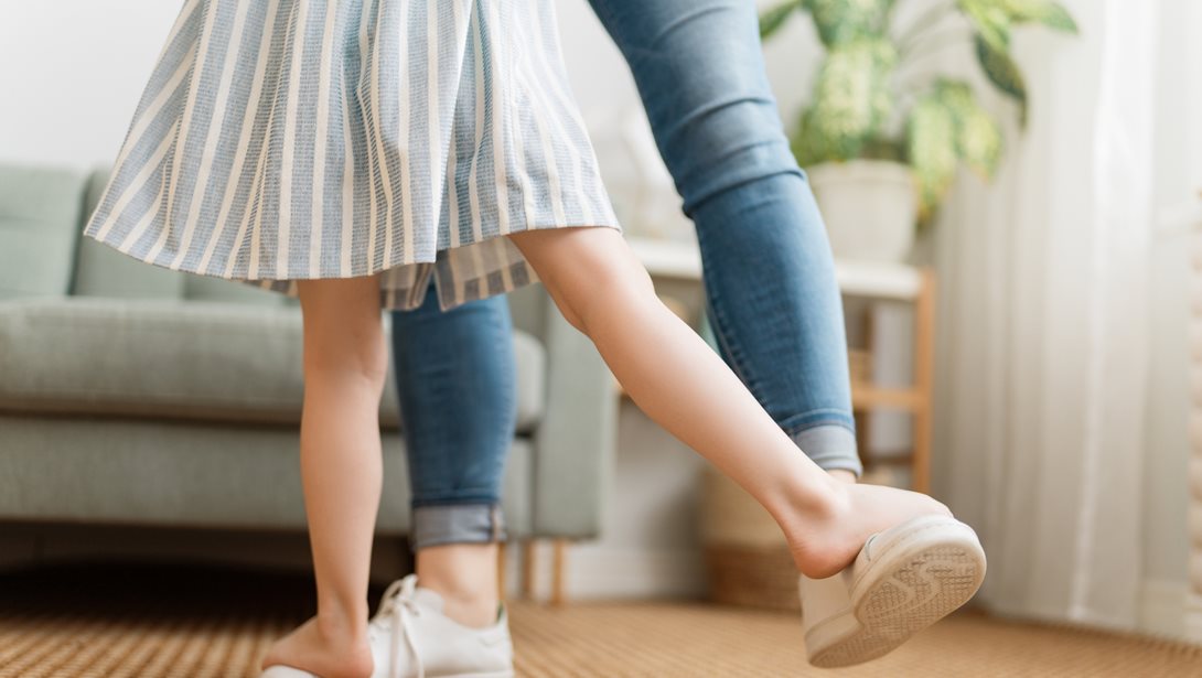 Ποιοτικός χρόνος σε 10 λεπτά: 10 ιδέες που ενισχύουν τη σύνδεση με τα παιδιά